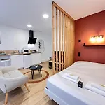 Paris 21 - Proche Du Centre-ville Appartamento