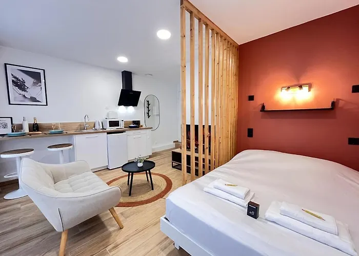 Paris 21 - Proche Du Centre-ville Apartment